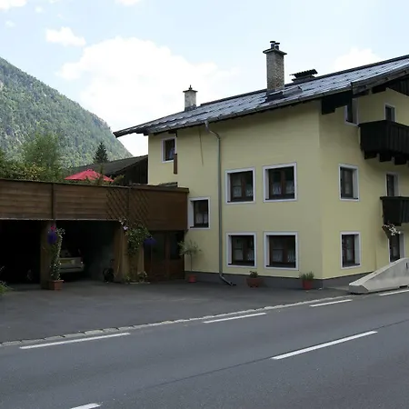 The Farberhaus 2* Lofer