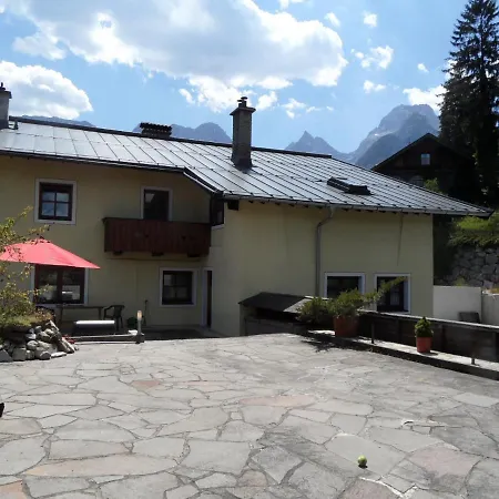 The Farberhaus 2*